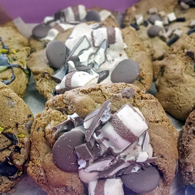 Loaded cookies with bueno